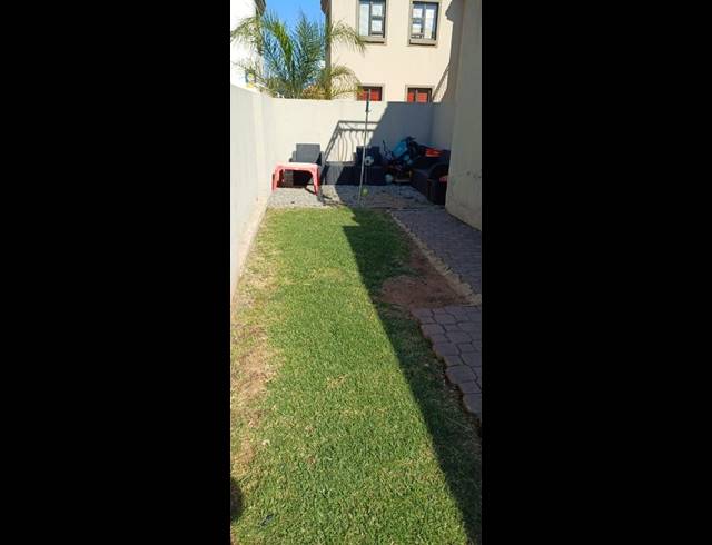 3 BEDROOM TOWNHOUSE FOR SALE IN BRAKPAN NORTH